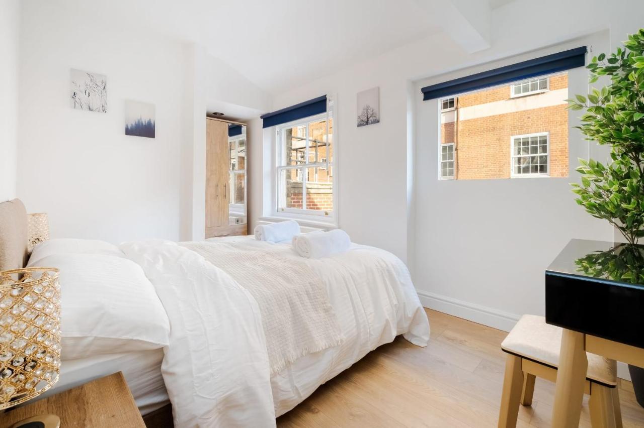 Appartamento Modern 3 Bedroom And 2 Bathroom Londra